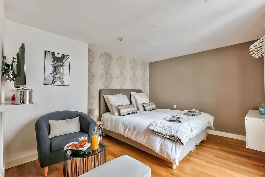 Love Nest In Saint Germain Παρίσι Διαμέρισμα